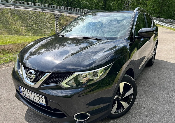 Nissan Qashqai cena 64900 przebieg: 79000, rok produkcji 2015 z Człopa małe 562